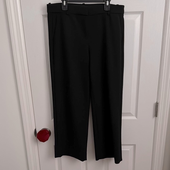 J. Crew Pants - J. Crew 365 black straight leg pants